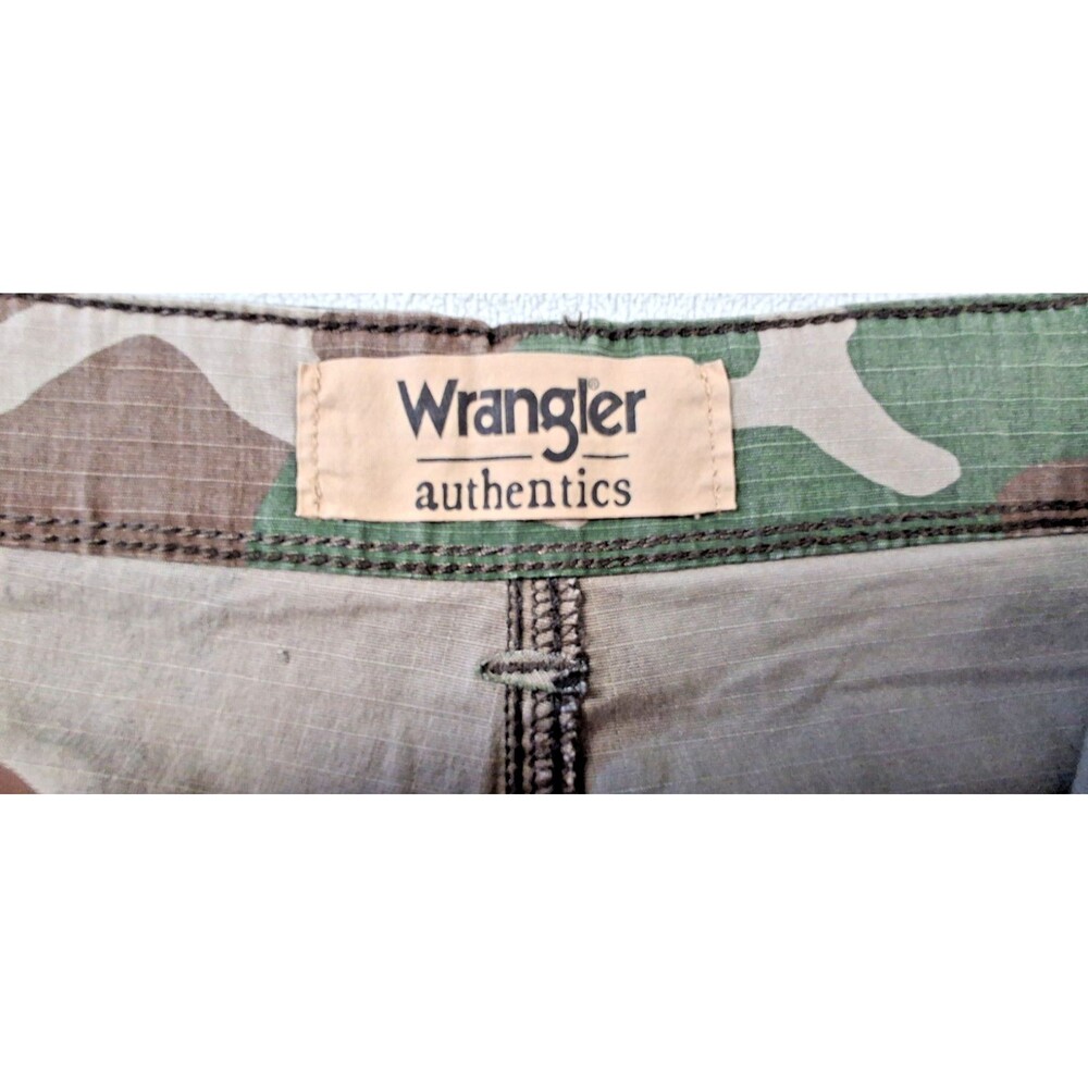 Wrangler Authentics Camo Cargo Pants Men's 44x30 Camouflage Utility Workwear - Picture 6 of 14